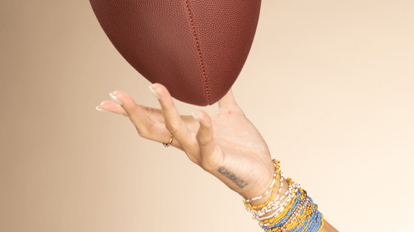 Here's How to Crush Your School Spirit Style for National Tailgating Day - Splendid Iris