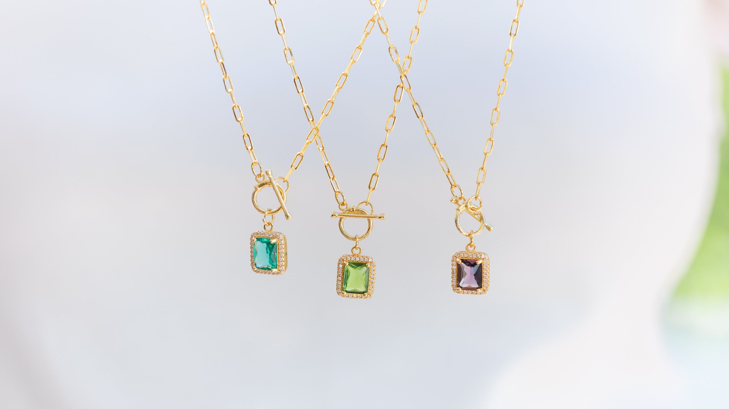 Treat Yourself: Timeless Jewelry and Stylish Linens for National Splurge Day - Splendid Iris