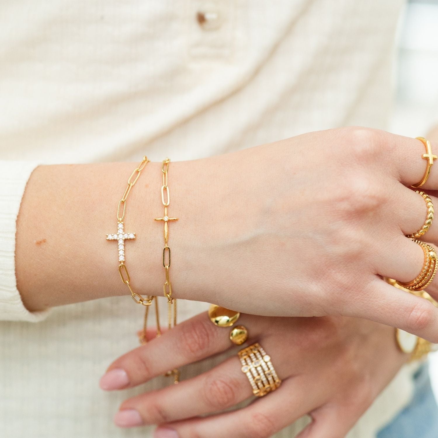 Delicate Cross Pulley Bracelet - Splendid Iris