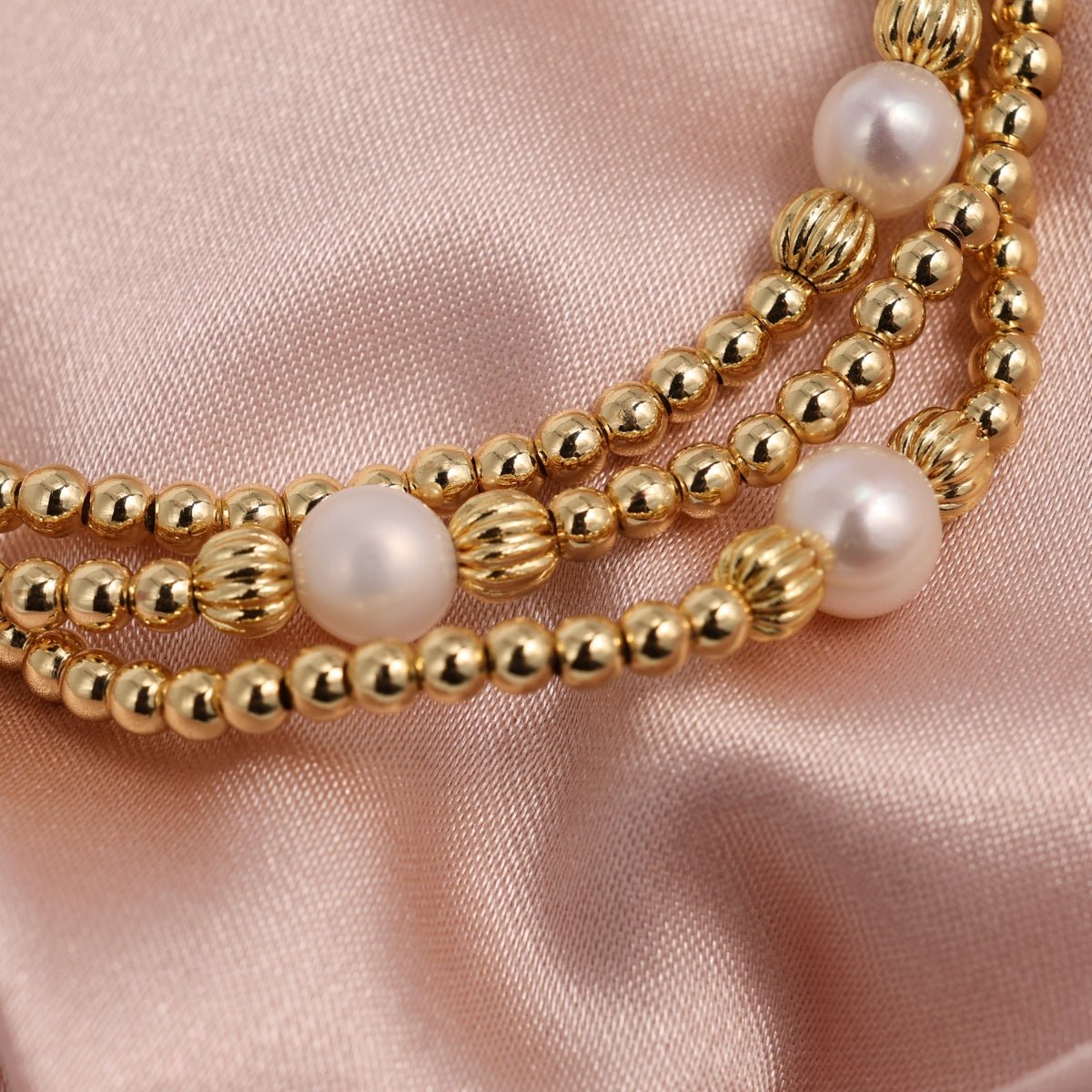 Textured Beads Stretch Bracelets with Pearls - Splendid Iris