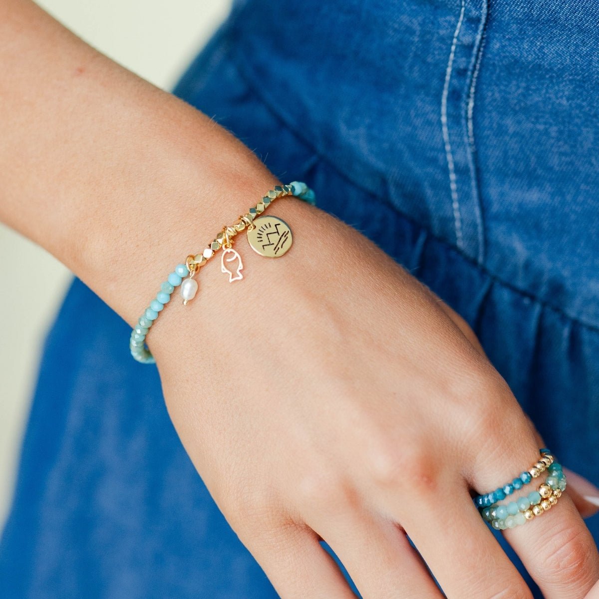 Gone Fishing Stretch Charm Bracelet - Splendid Iris