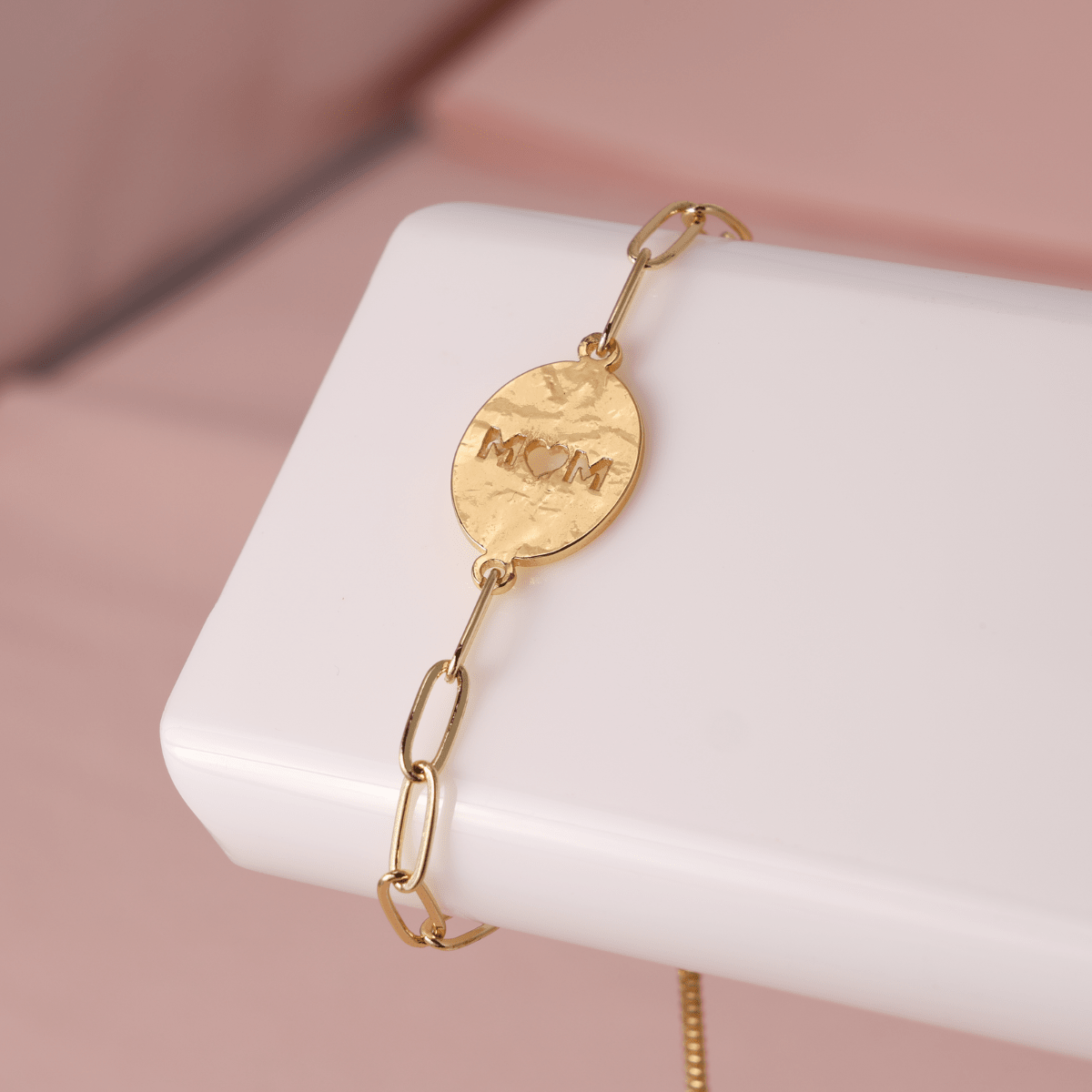 MOM Gilded Cut-Out Oval Pulley Bracelet - Splendid Iris