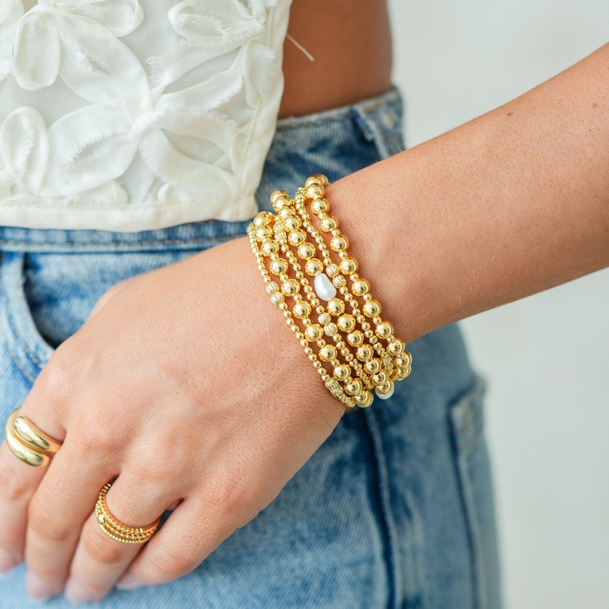 Stretch Bead Bracelet with Large Pearl Accents - Splendid Iris