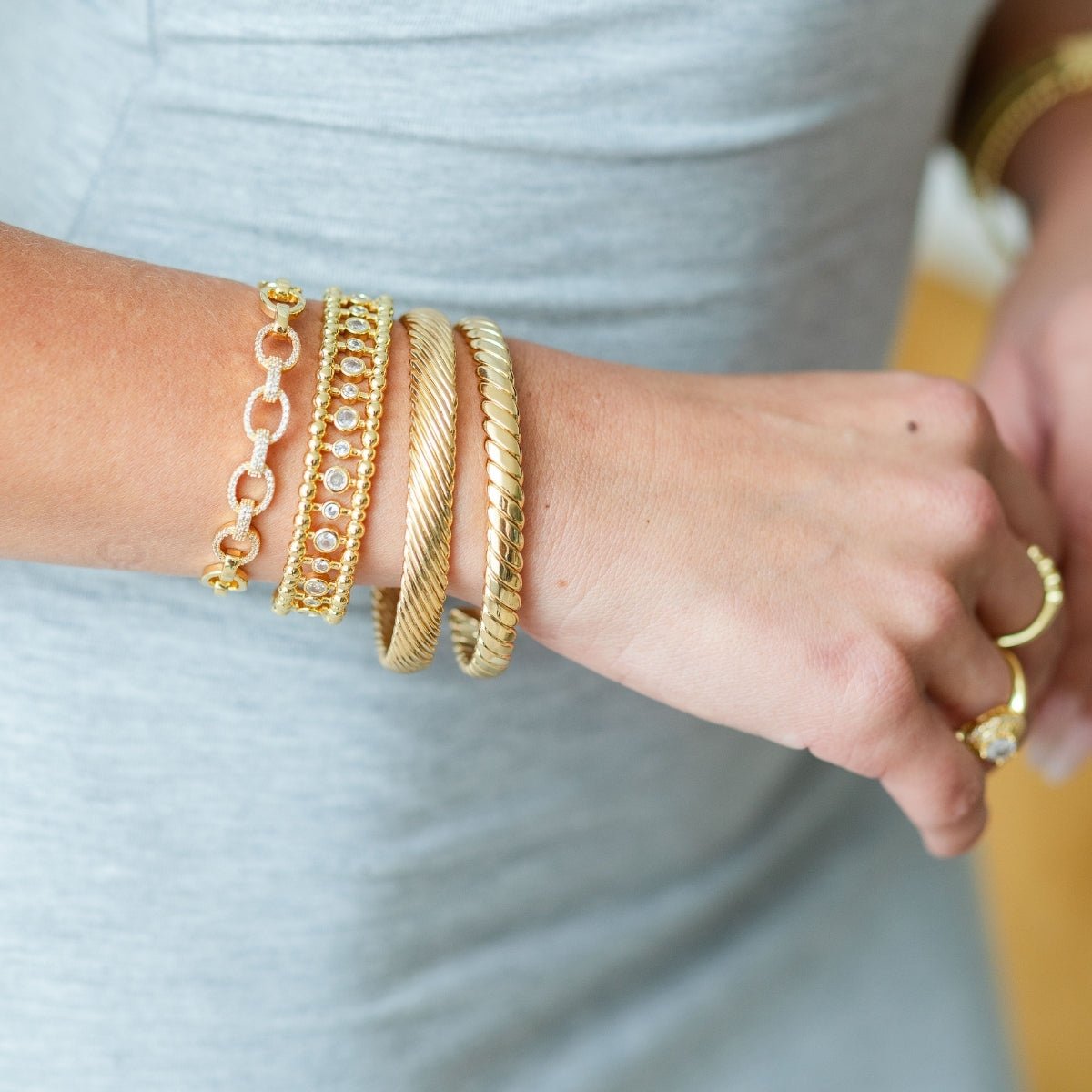 Twisted Classic Cable Cuff - Splendid Iris