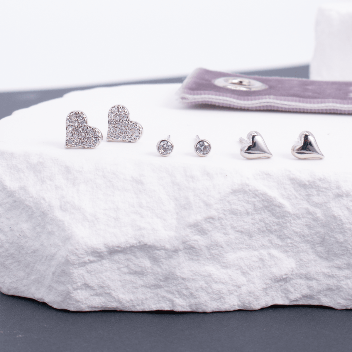 Heart Velvet Stud Gift Set - Splendid Iris