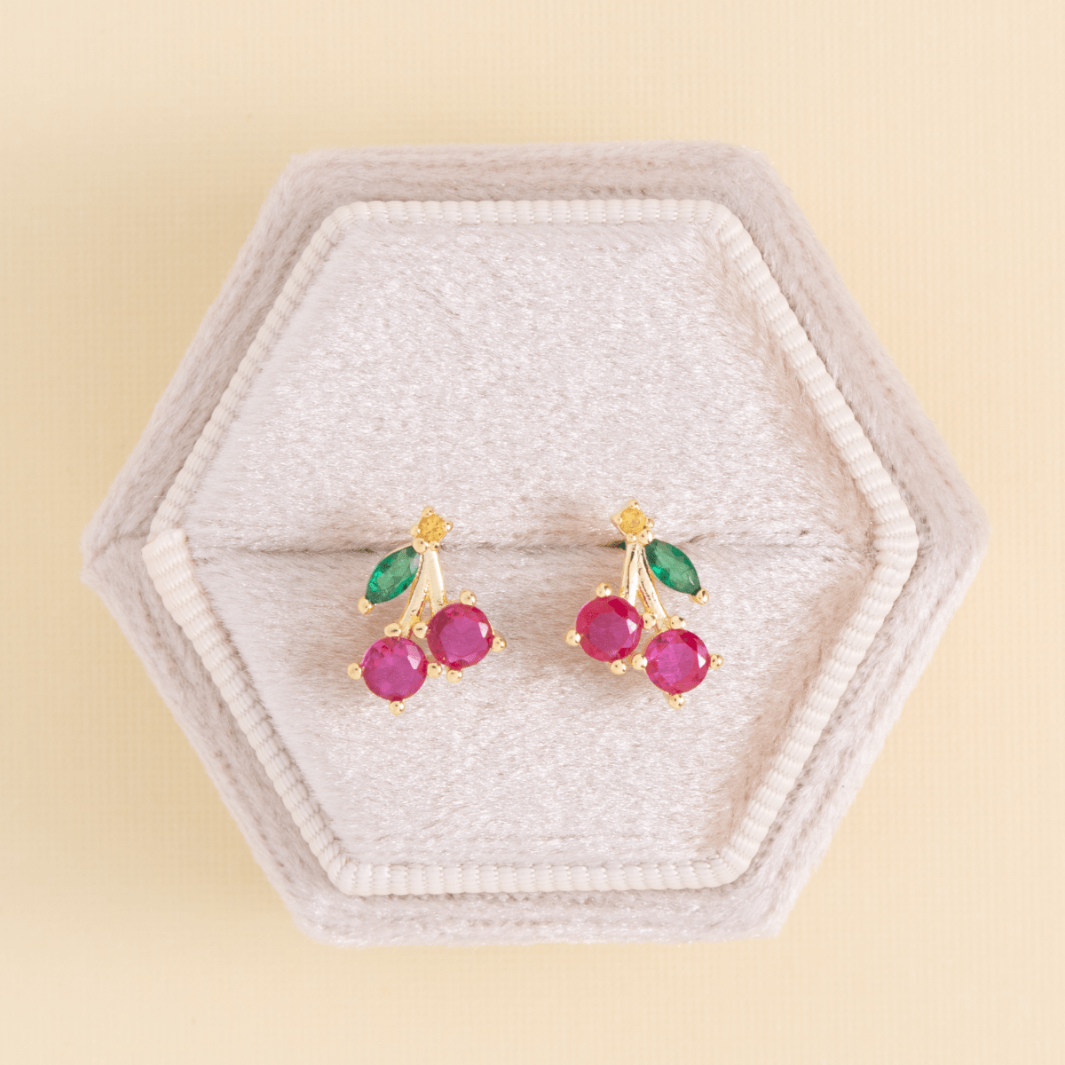 Cherry Studs on Velvet Gift Tag - Splendid Iris