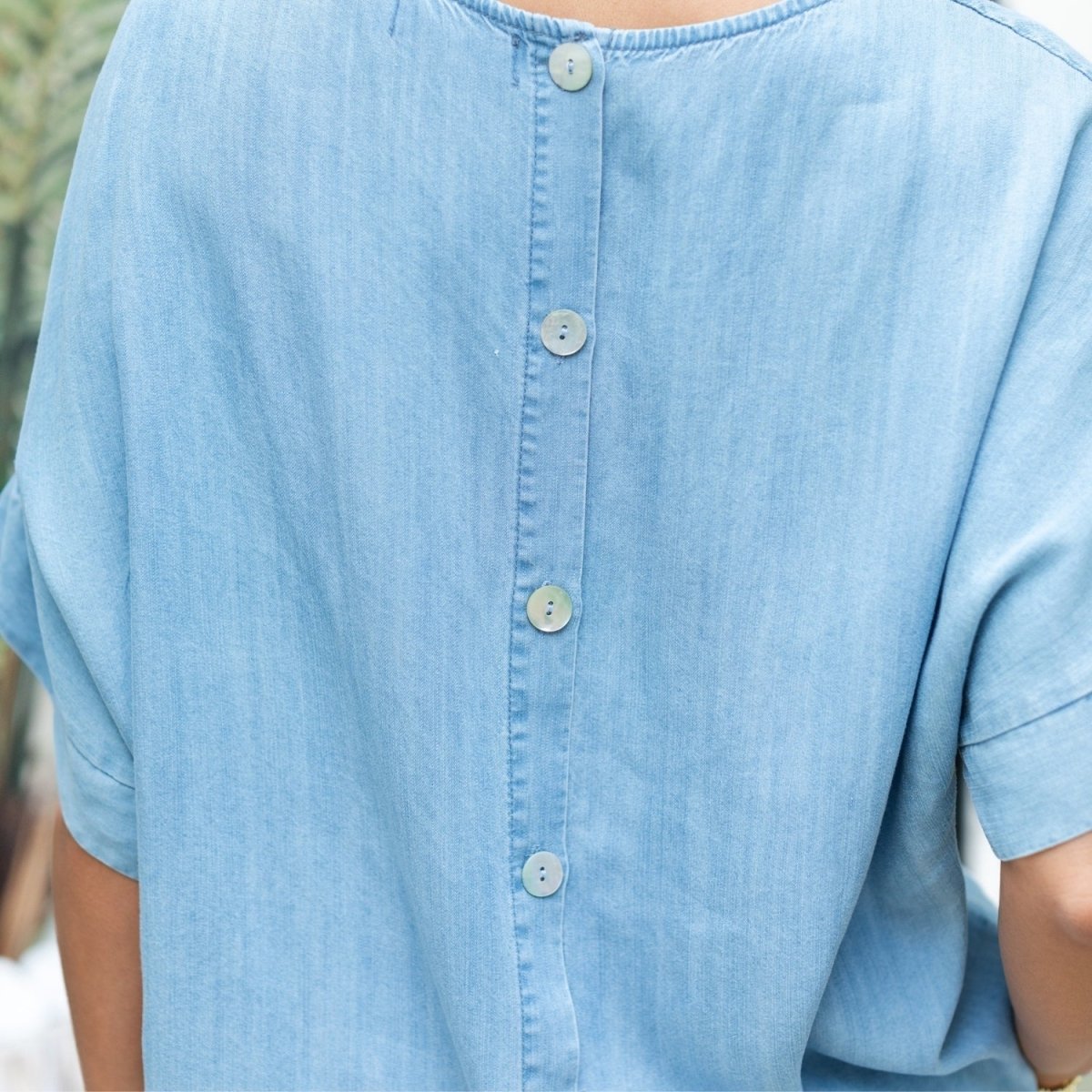 Lyocell Boxy Short Sleeve with Button Back - Splendid Iris