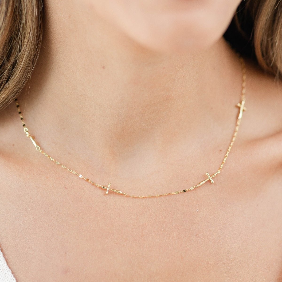 Minimalist Cross Collar Necklace - Splendid Iris