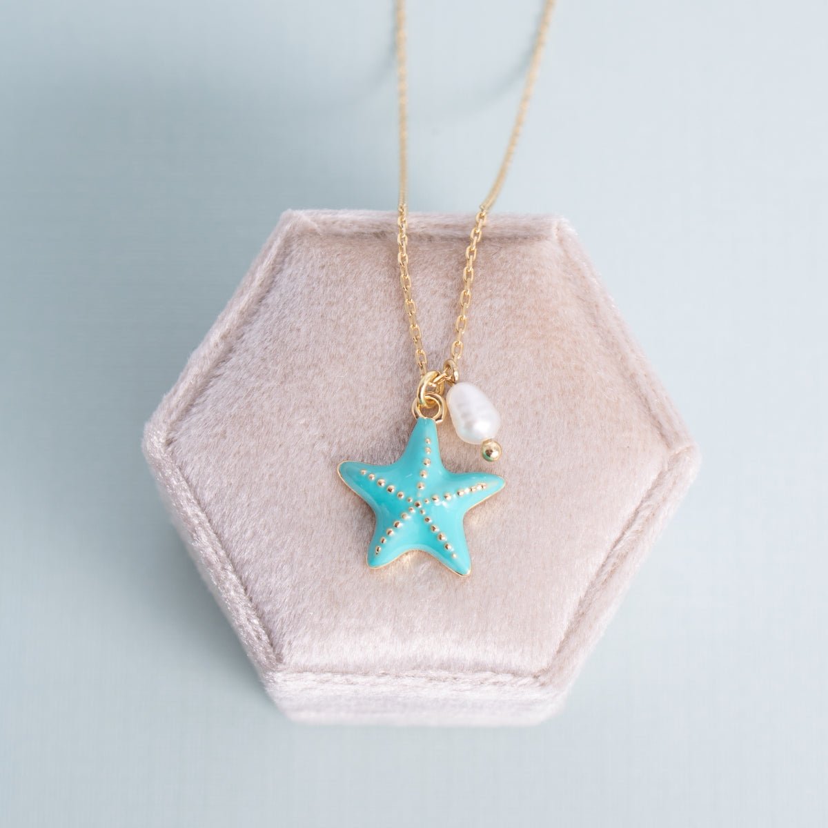 Starfish Pendant Necklace with Freshwater Pearl - Splendid Iris