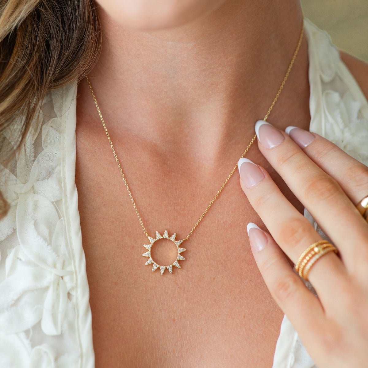 Pavé Sun Necklace - Splendid Iris