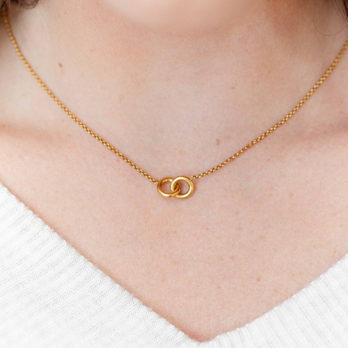 Connected Circles Necklace, Water-Resistant - Splendid Iris