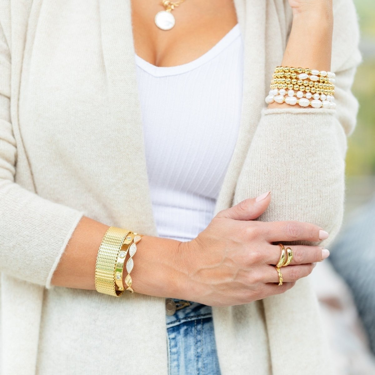 Interwoven Mesh Vibe Cuff Bracelet - Splendid Iris