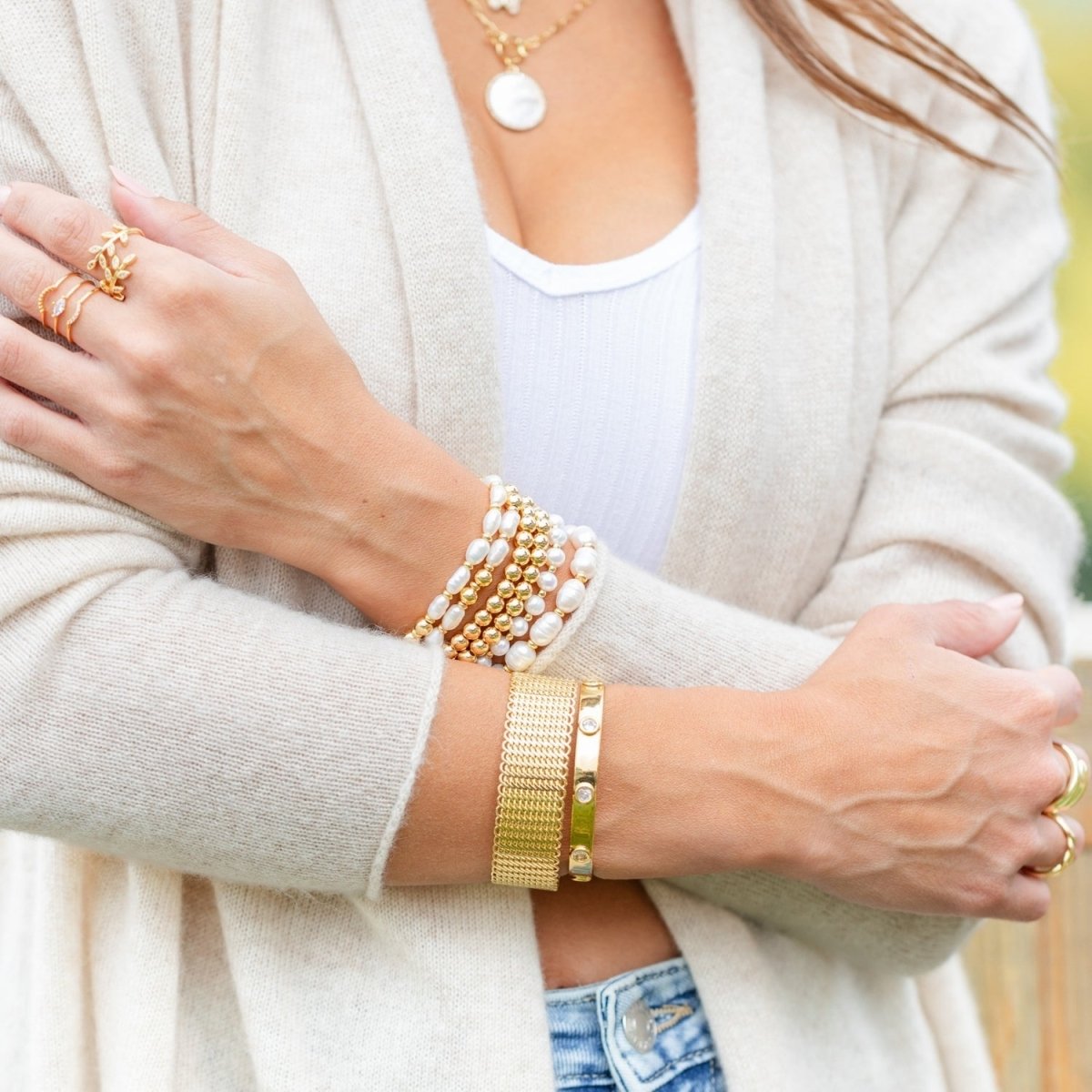 Interwoven Mesh Vibe Cuff Bracelet - Splendid Iris