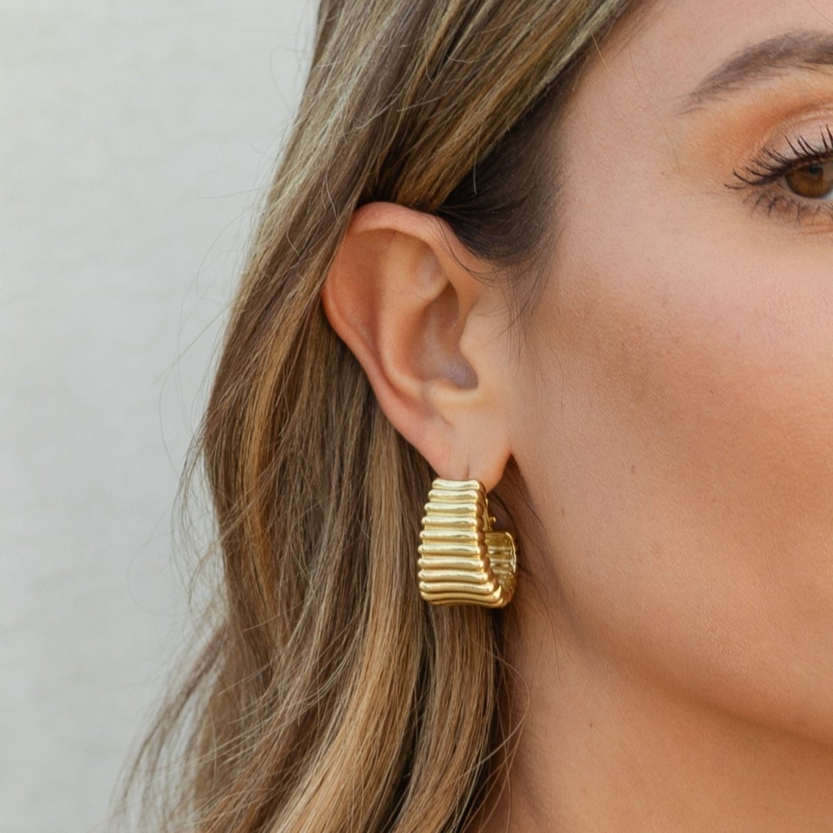 Bold Ripple Leverback Hoops - Splendid Iris