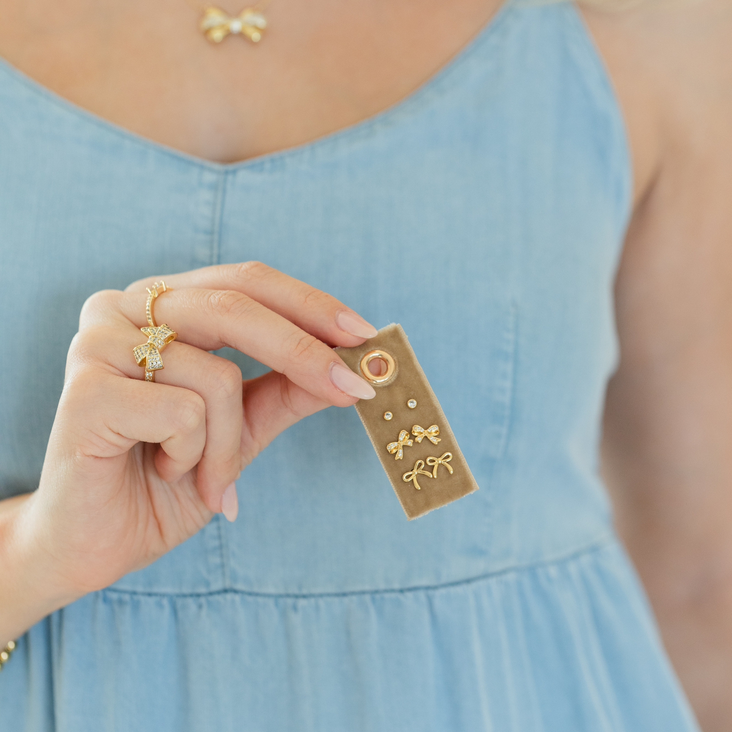 Large Adjust Pave Bow Ring - Splendid Iris