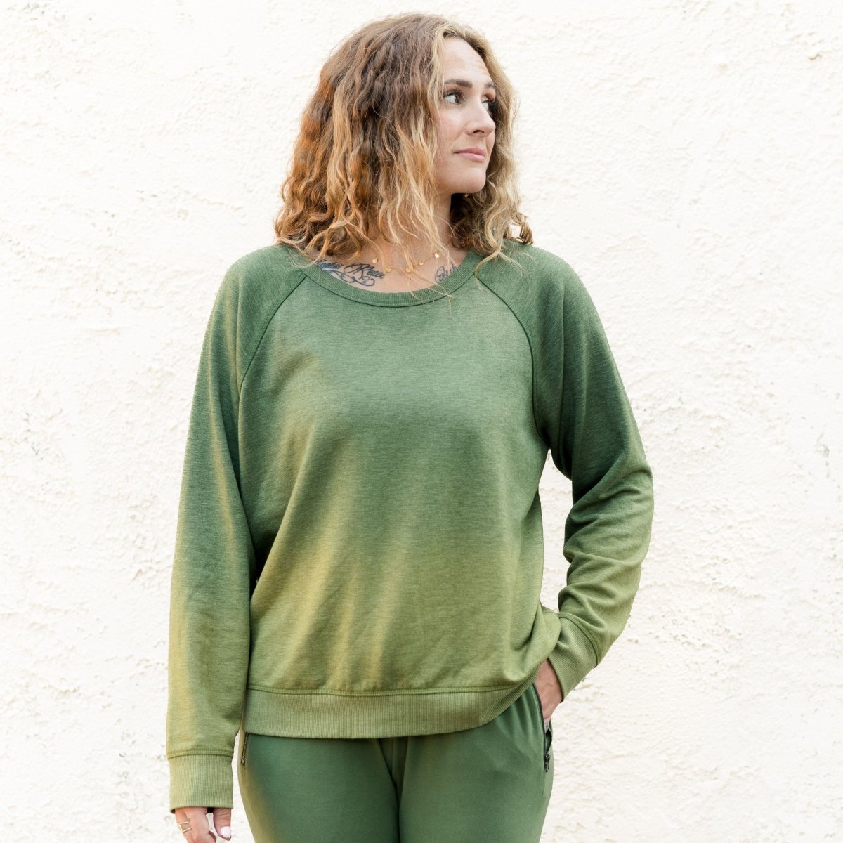 Carly Ombre Sweatshirt - Moss - Splendid Iris