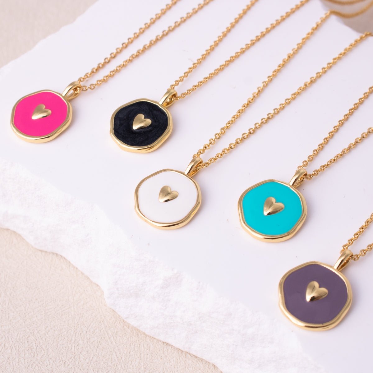 Minimal Heart Medallion Necklace - Splendid Iris
