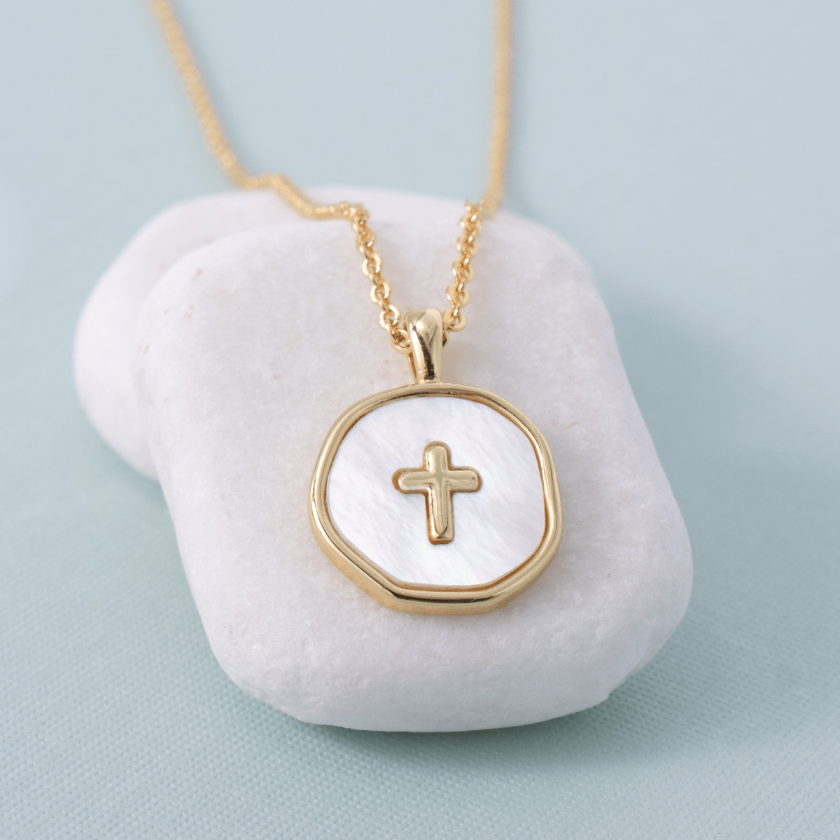 Shell with Cross Pendant Necklace - Splendid Iris