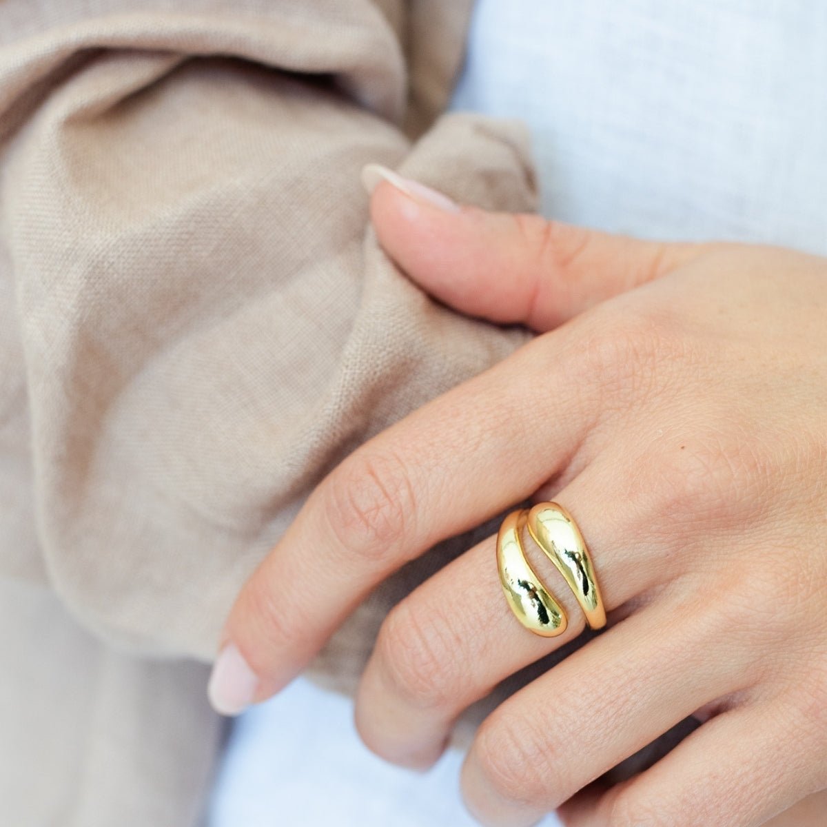 Adjustable Wrap Ring - Splendid Iris