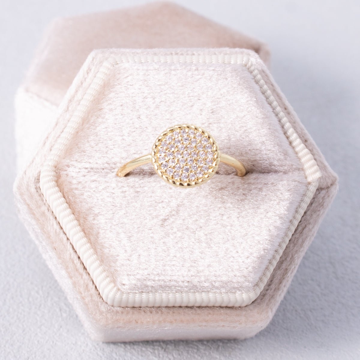 Pavé Circle Delicate Adjustable Ring - Splendid Iris