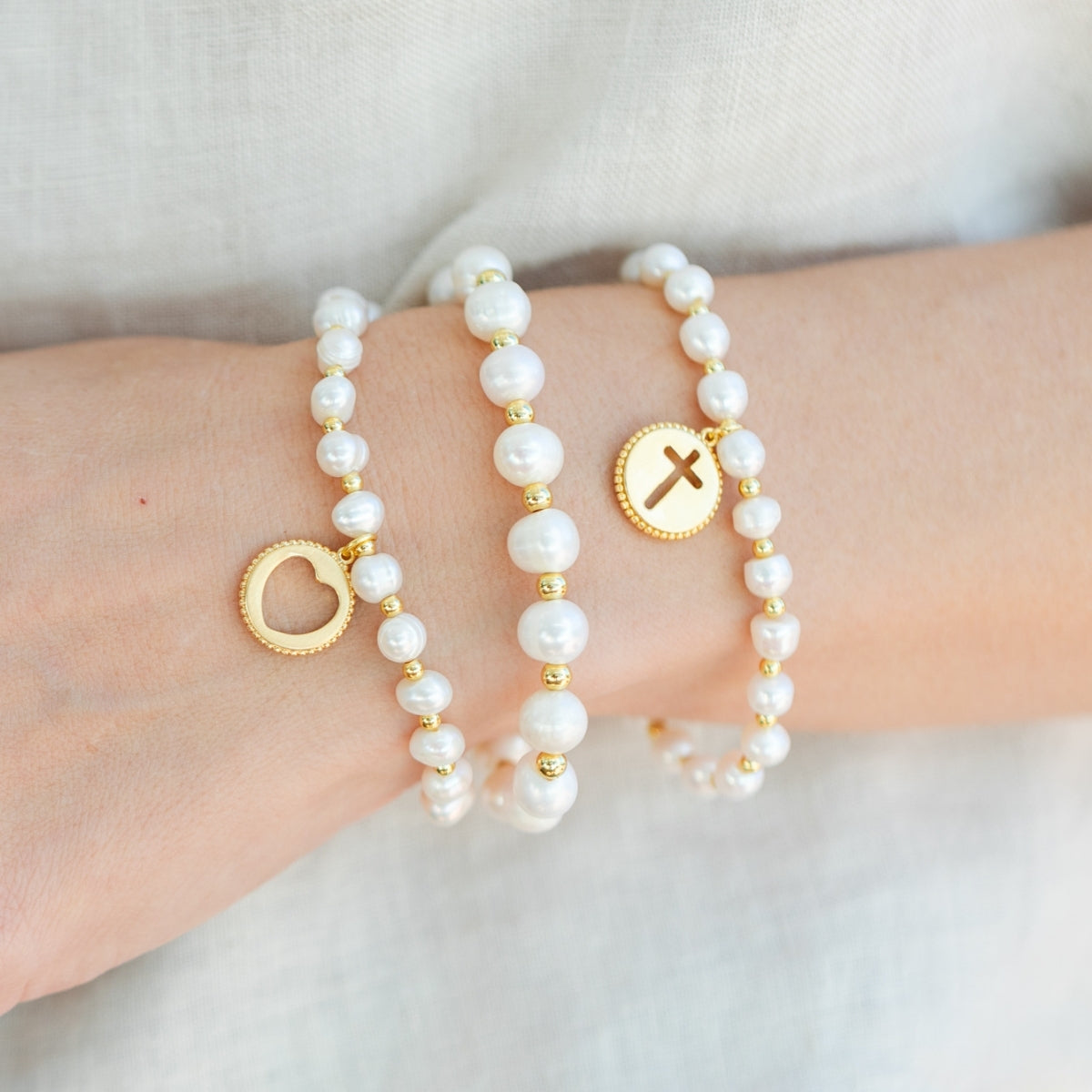 Pearl with Cross Bracelet - Splendid Iris