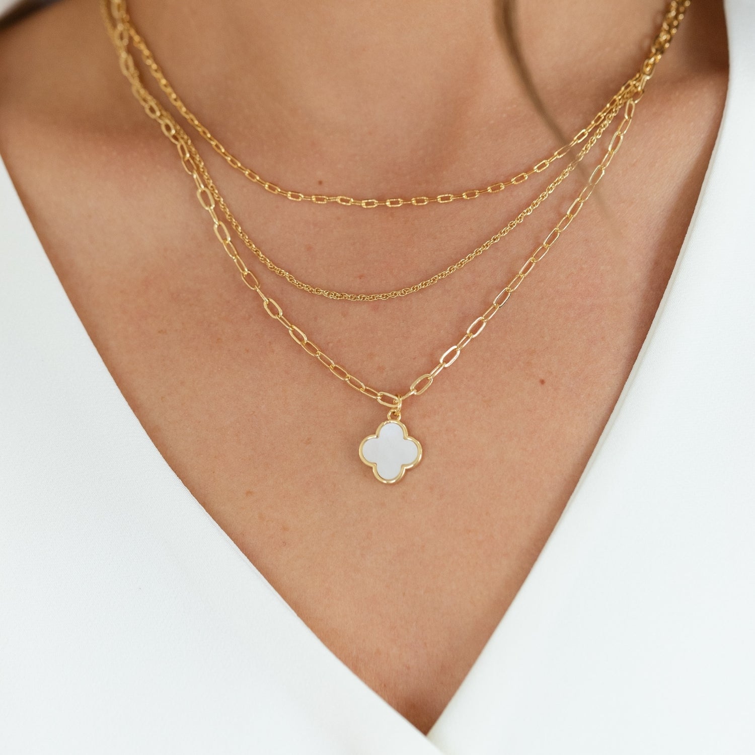 Layered Quatrefoil Necklace - Splendid Iris