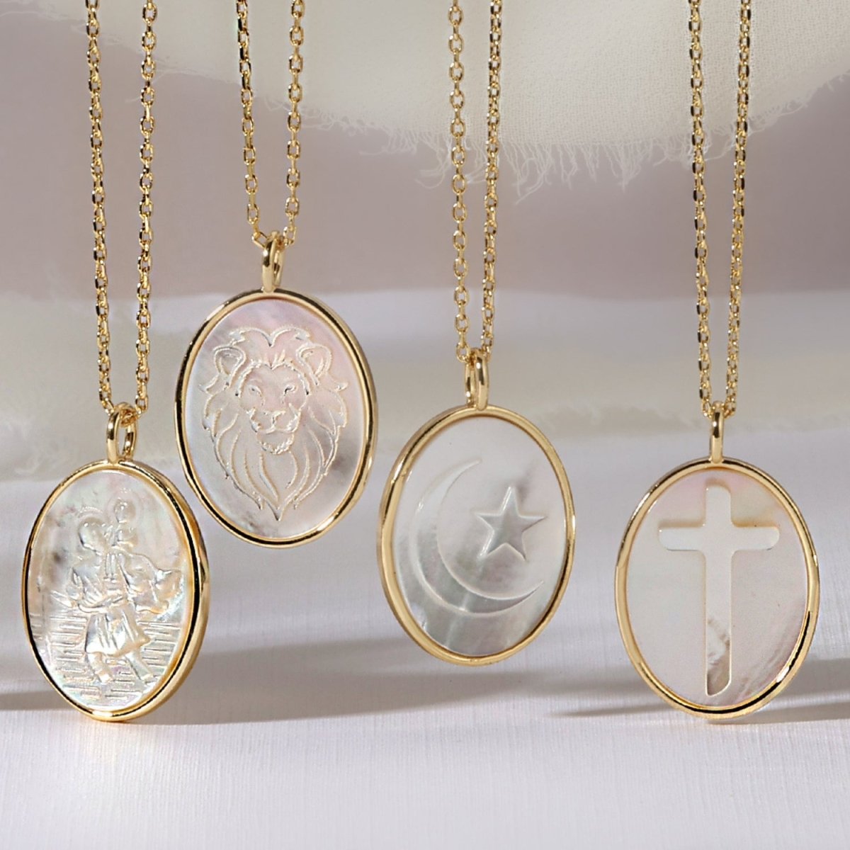 Lion Etched Shell Oval Pendant Necklace - Splendid Iris