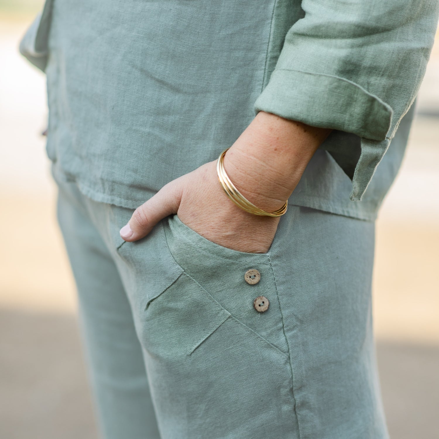 Linen Capris - Splendid Iris